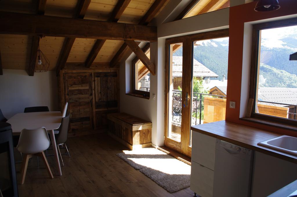 Petit Chalet Vieux Bois Bozel Exteriér fotografie
